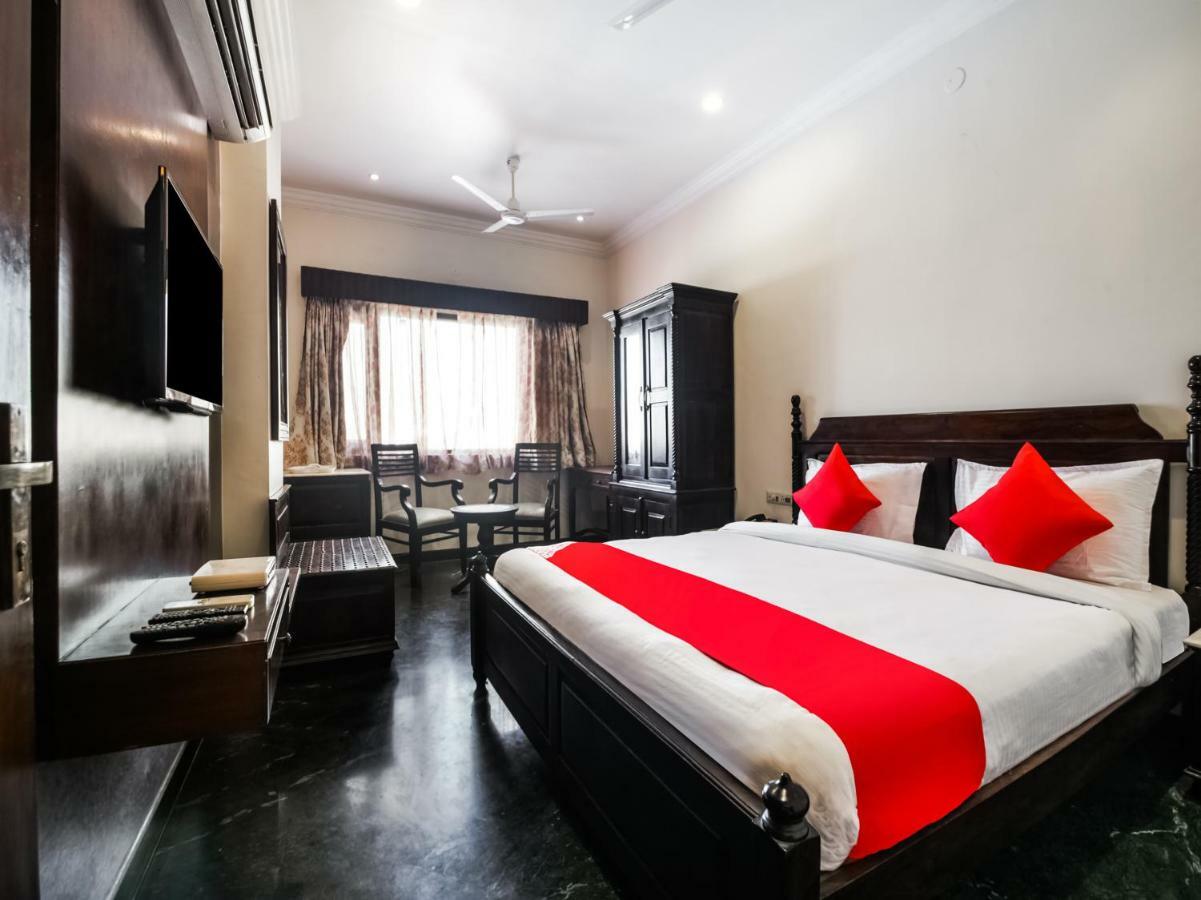 Oyo 1681 Hotel Devansh 우다이푸르 외부 사진