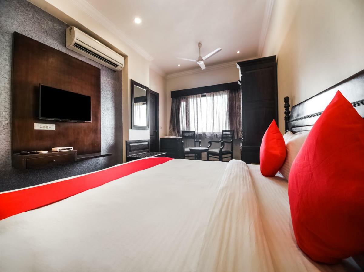 Oyo 1681 Hotel Devansh 우다이푸르 외부 사진
