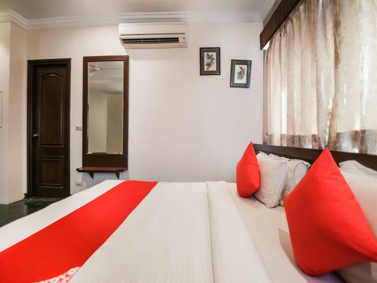 Oyo 1681 Hotel Devansh 우다이푸르 외부 사진