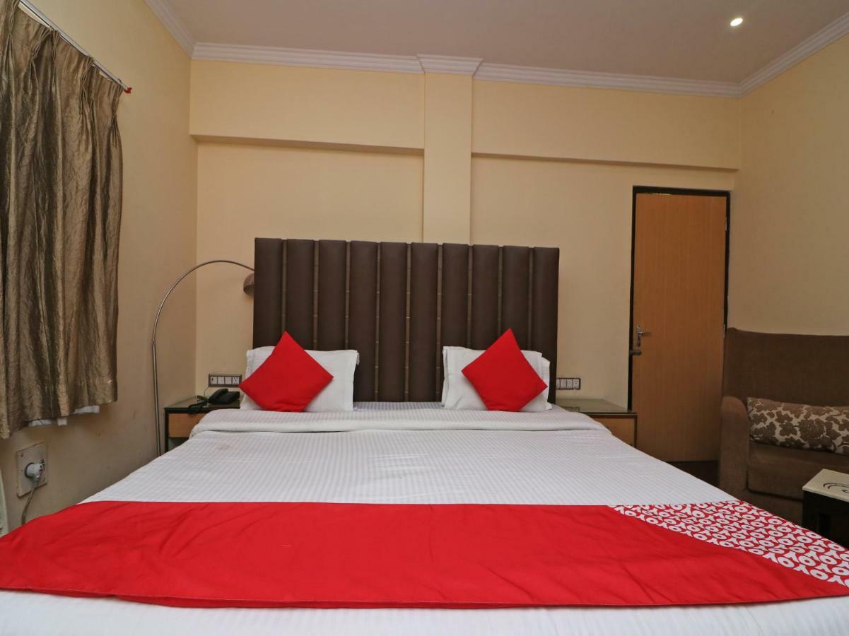 Oyo 1681 Hotel Devansh 우다이푸르 외부 사진